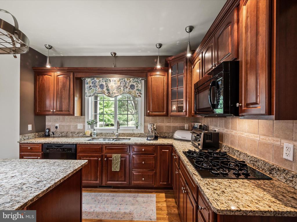 112 Tyson Dr