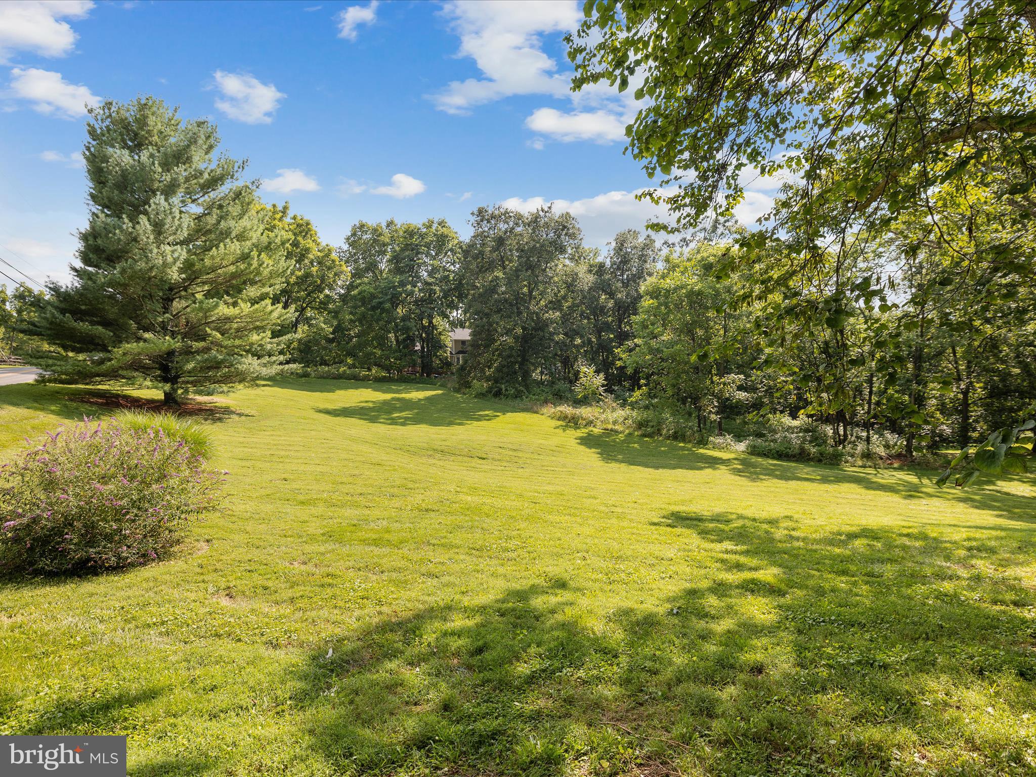 1105 Bishop Meade Rd