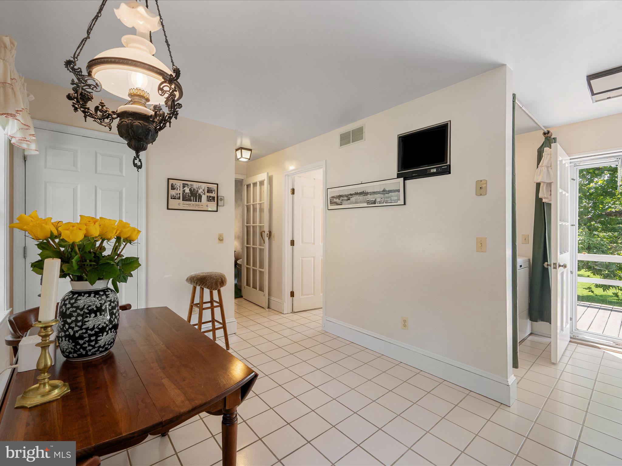 1105 Bishop Meade Rd