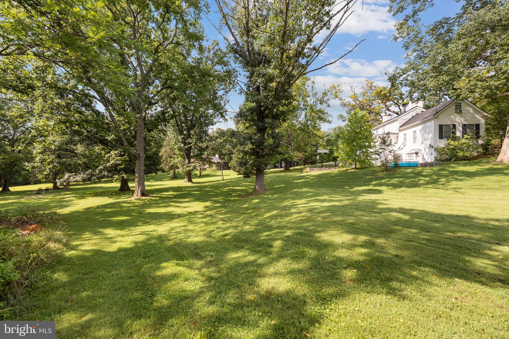 1105 Bishop Meade Rd