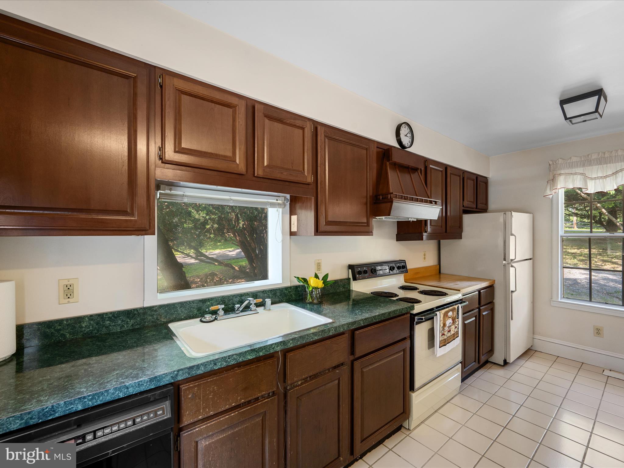 1105 Bishop Meade Rd