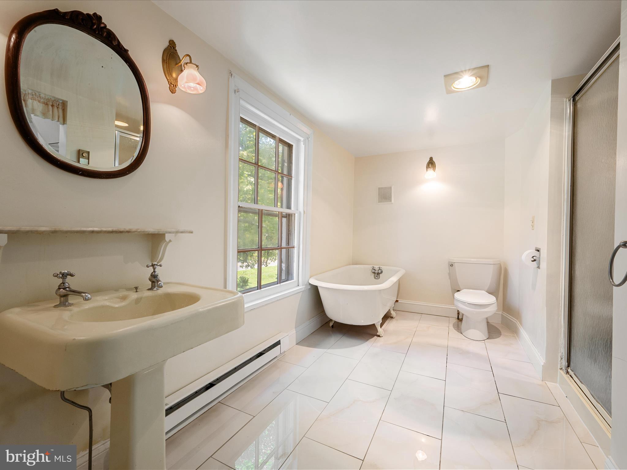 1105 Bishop Meade Rd