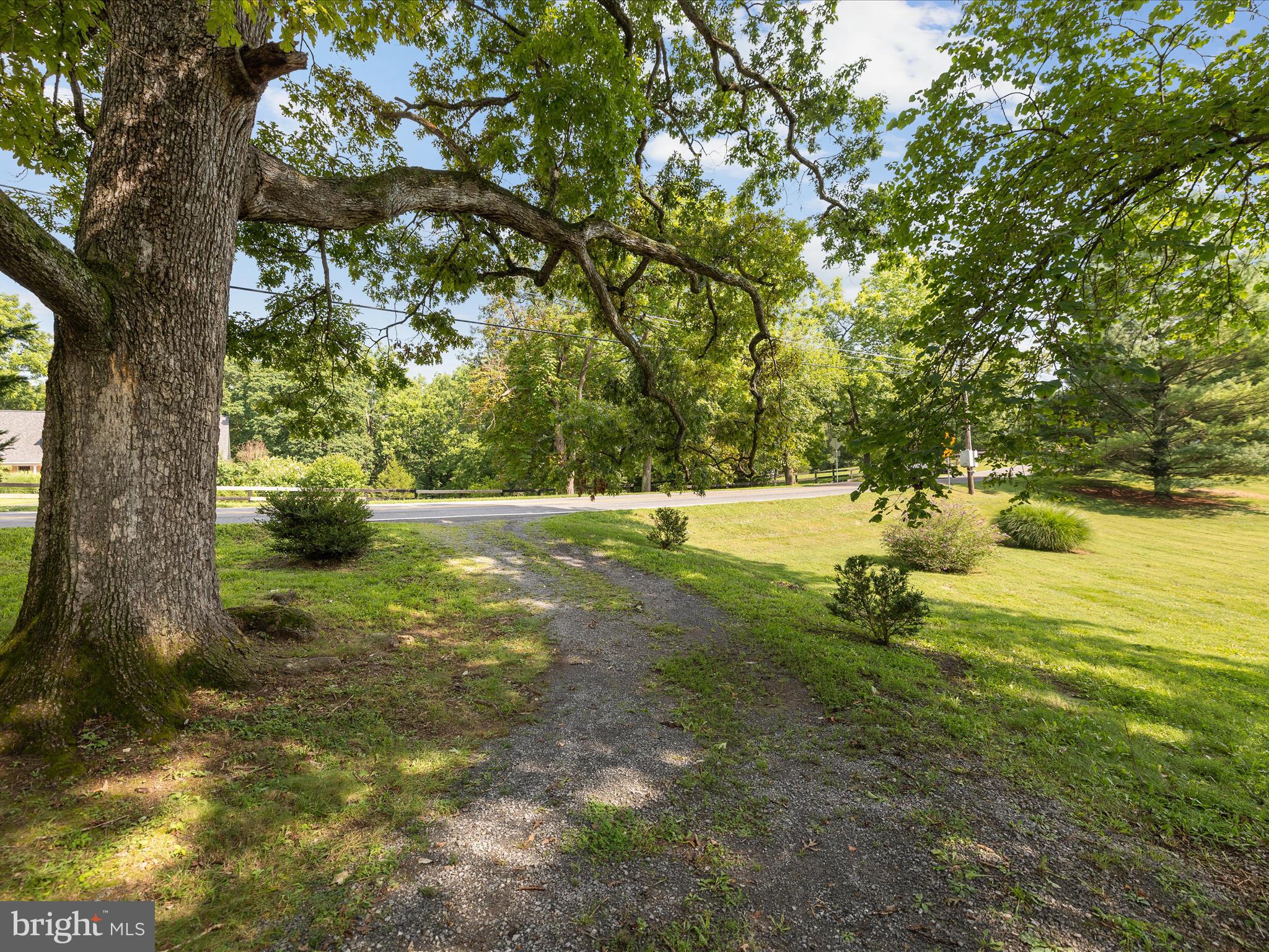 1105 Bishop Meade Rd