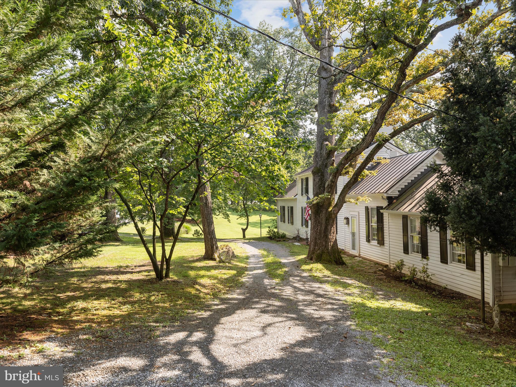 1105 Bishop Meade Rd