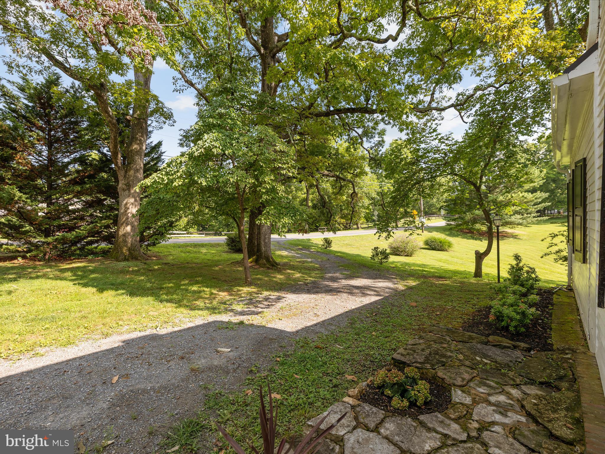 1105 Bishop Meade Rd