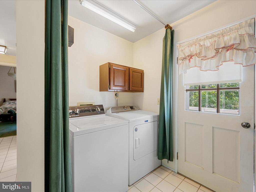 1105 Bishop Meade Rd