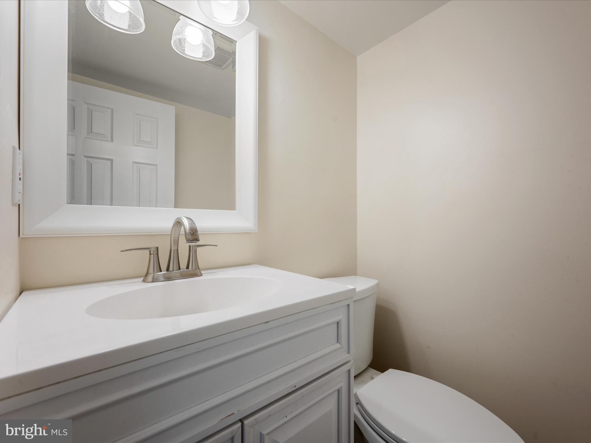 1105 Bishop Meade Rd