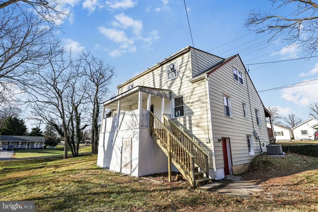 201 N GREENWAY AVENUE