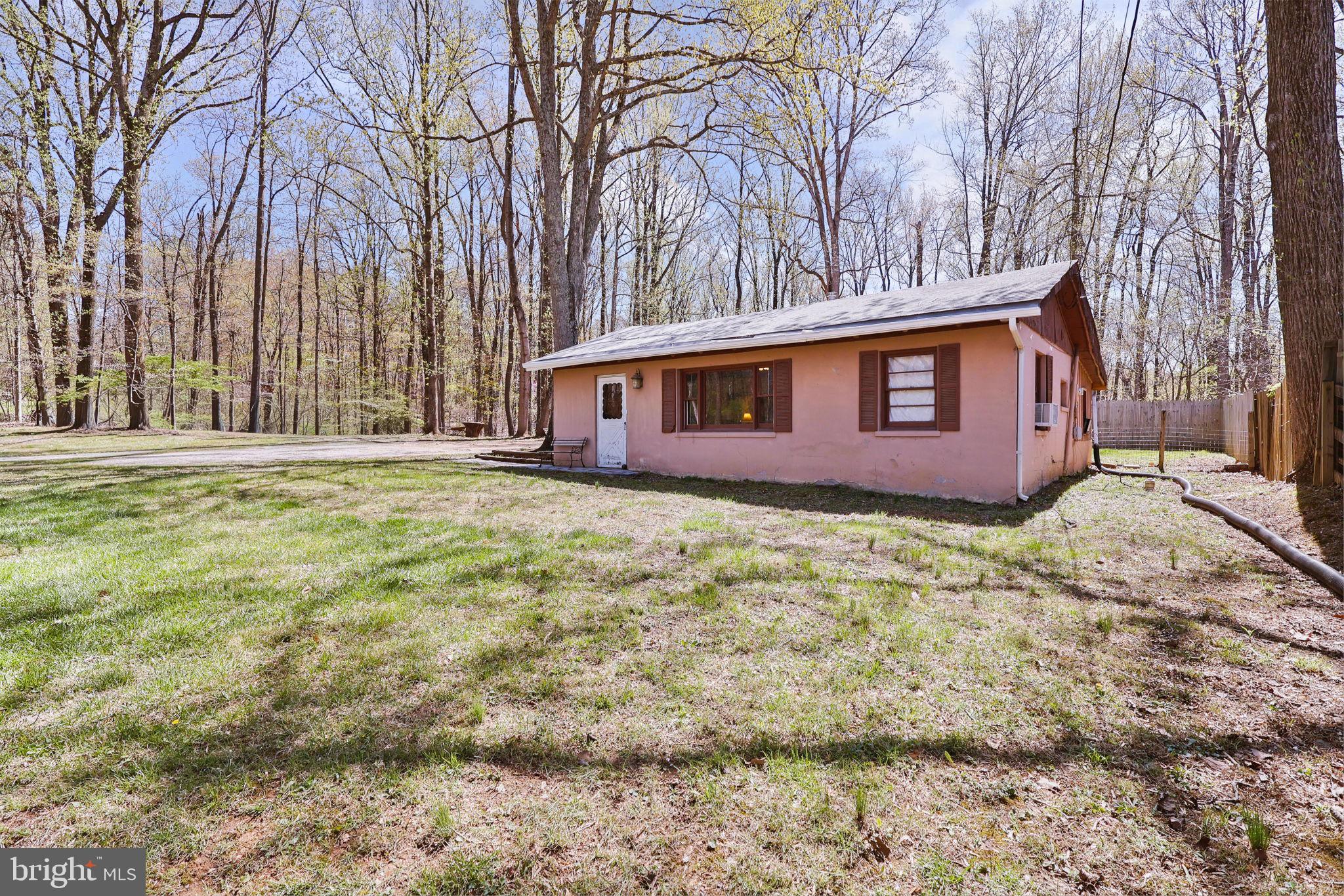 479 HEMLOCK LANE
