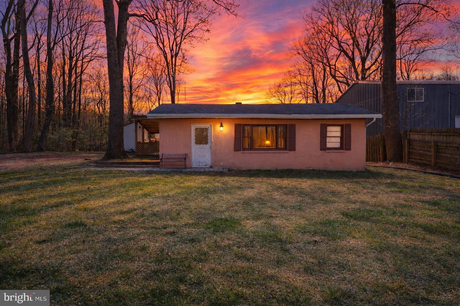 479 HEMLOCK LANE