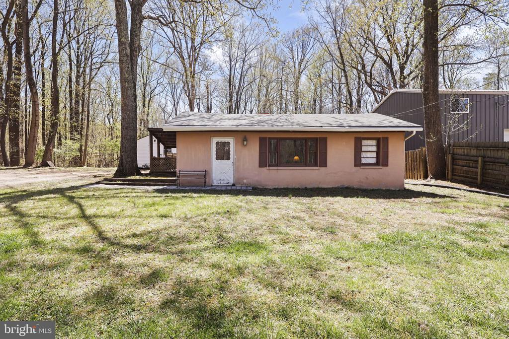 479 HEMLOCK LANE
