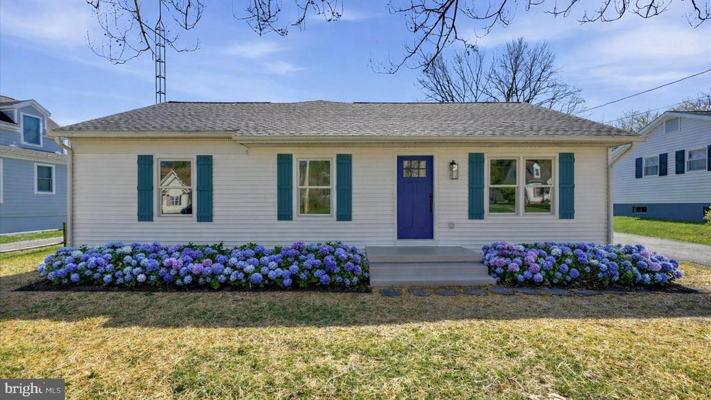 25 BYRD AVENUE