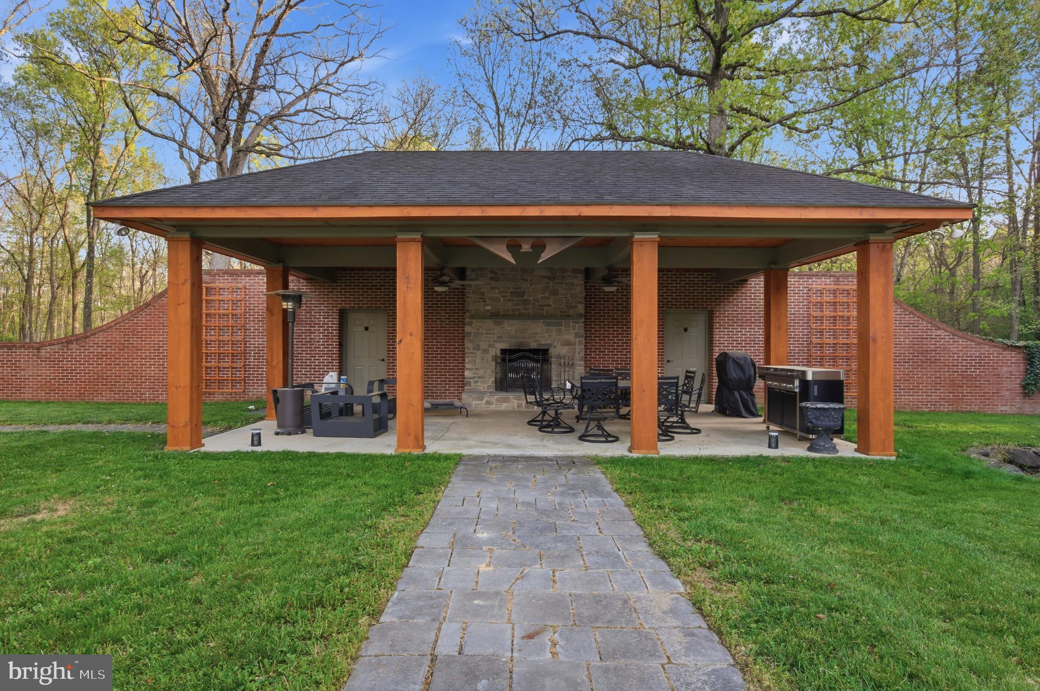84 ROCK HALL FARM LANE