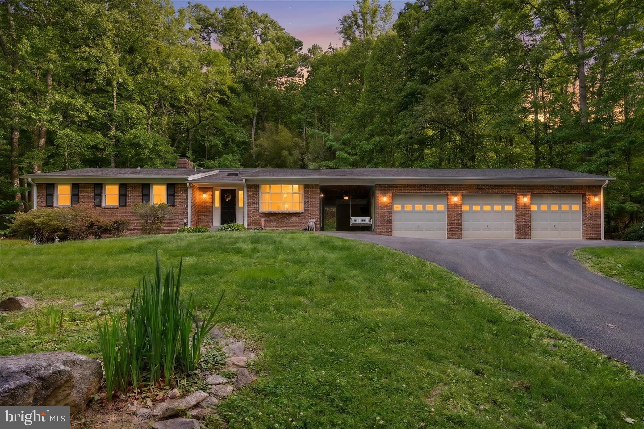99 CAREFREE LANE