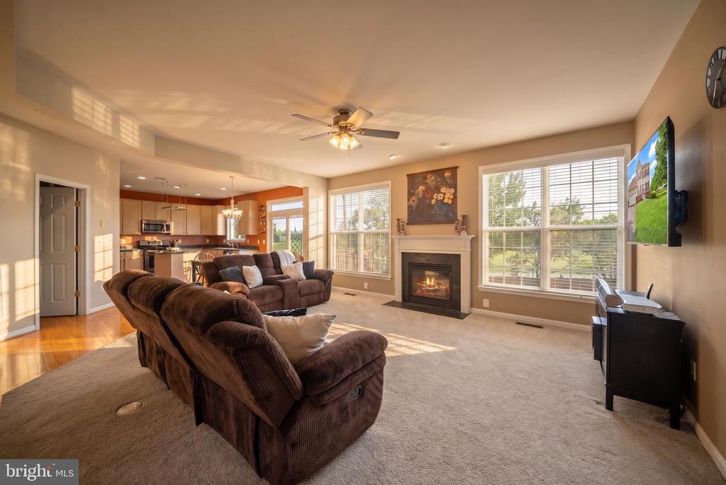 16 LITTEN COURT