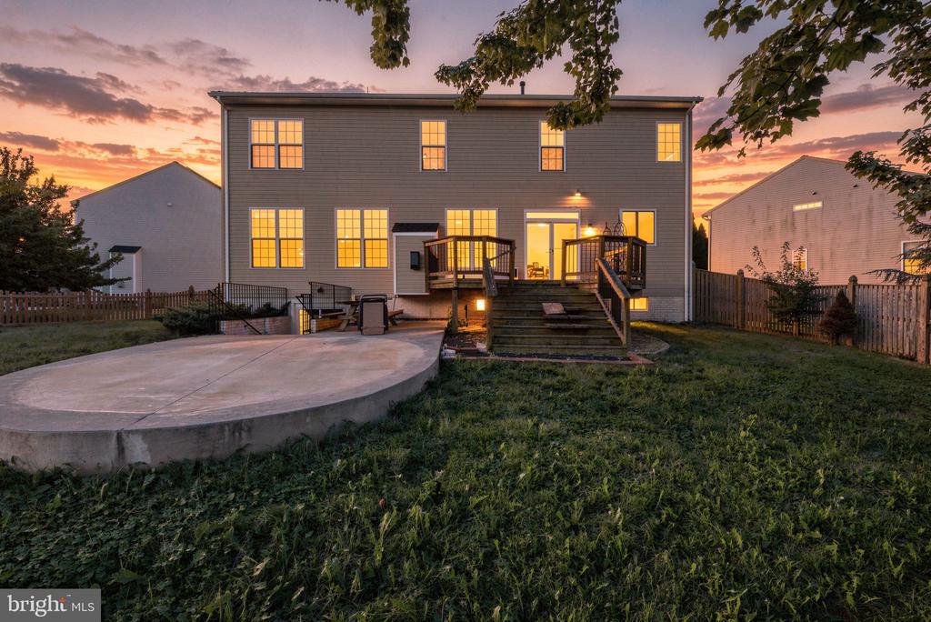 16 LITTEN COURT