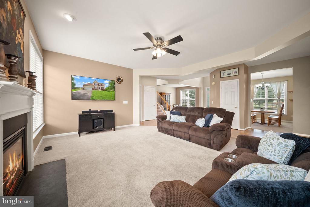 16 LITTEN COURT