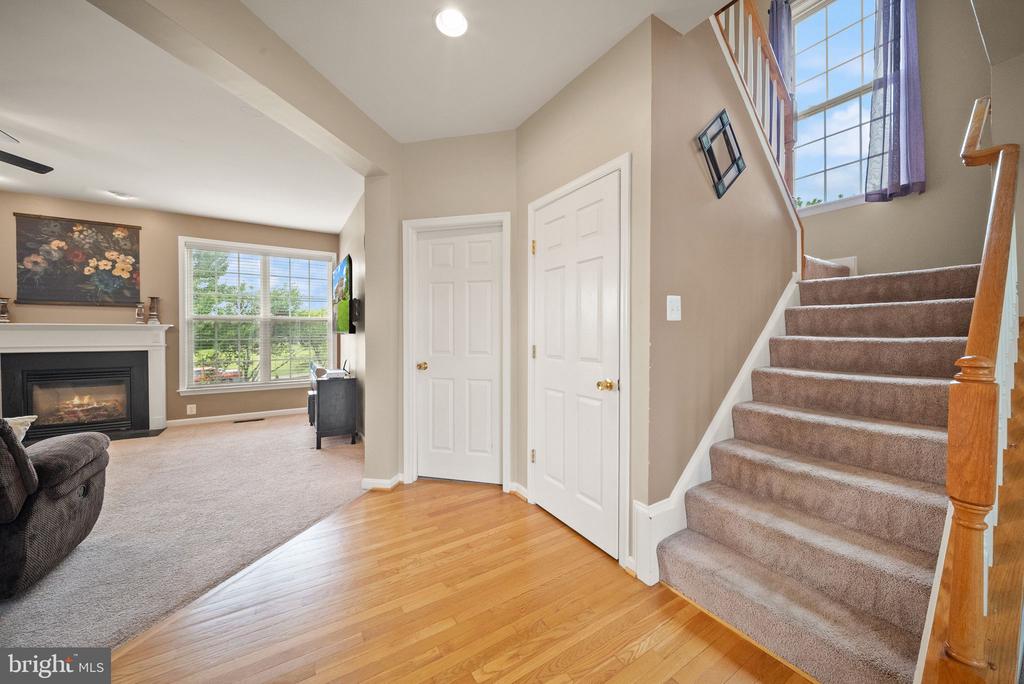 16 LITTEN COURT