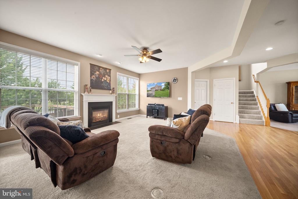 16 LITTEN COURT