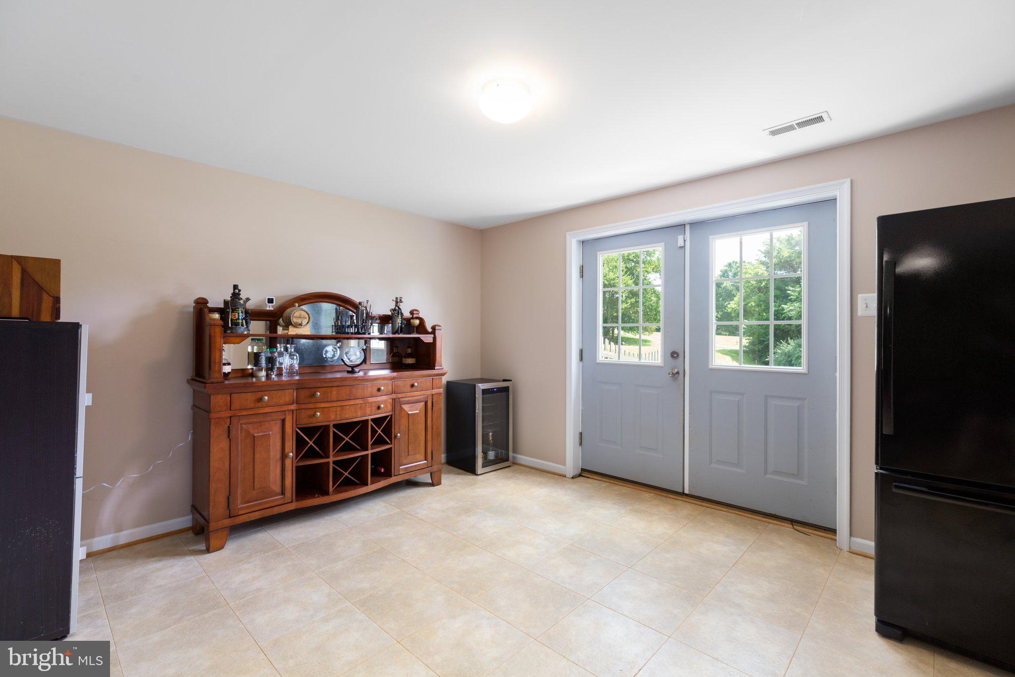 15460 SHADOW DRIVE