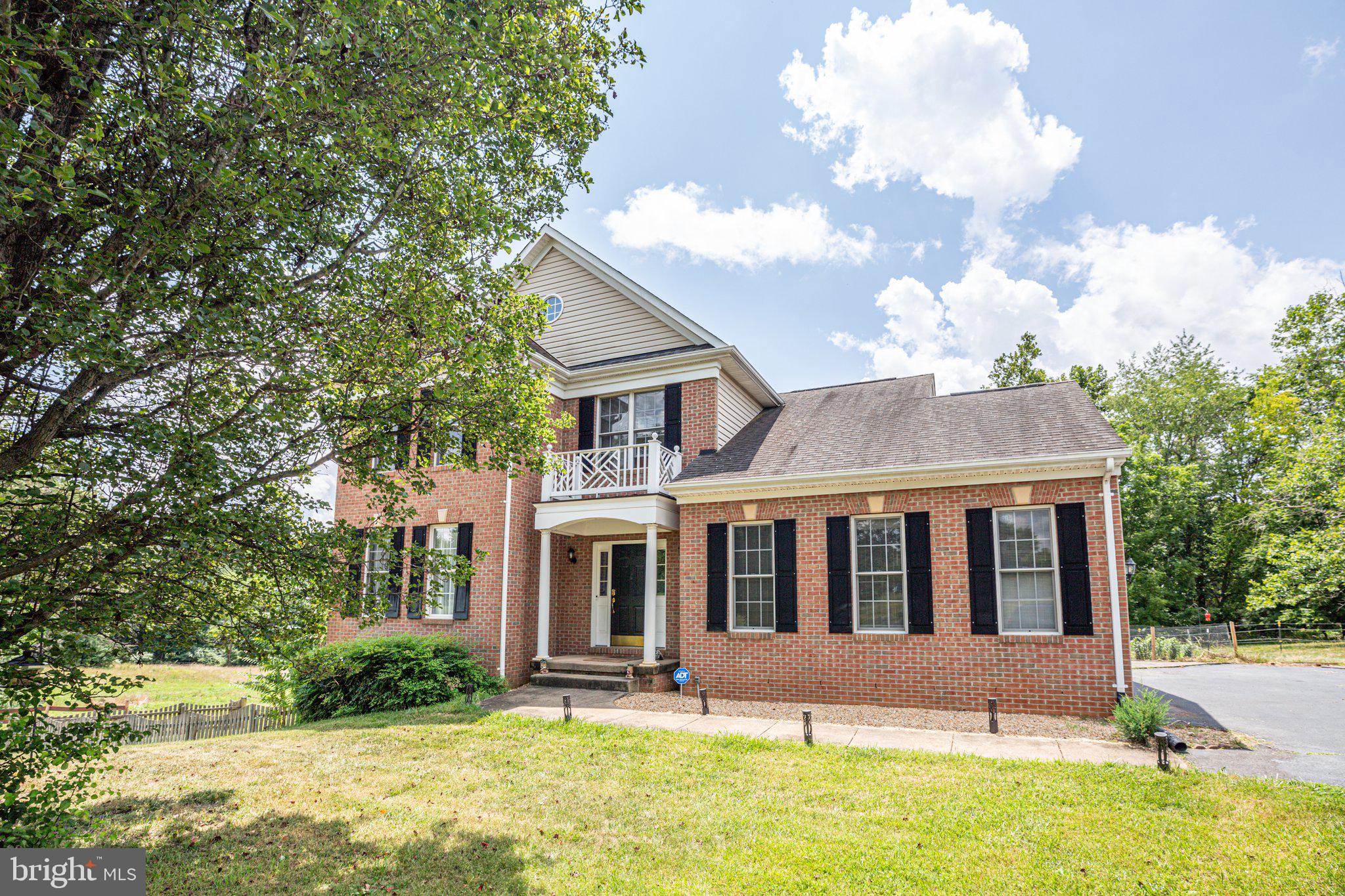 15460 SHADOW DRIVE