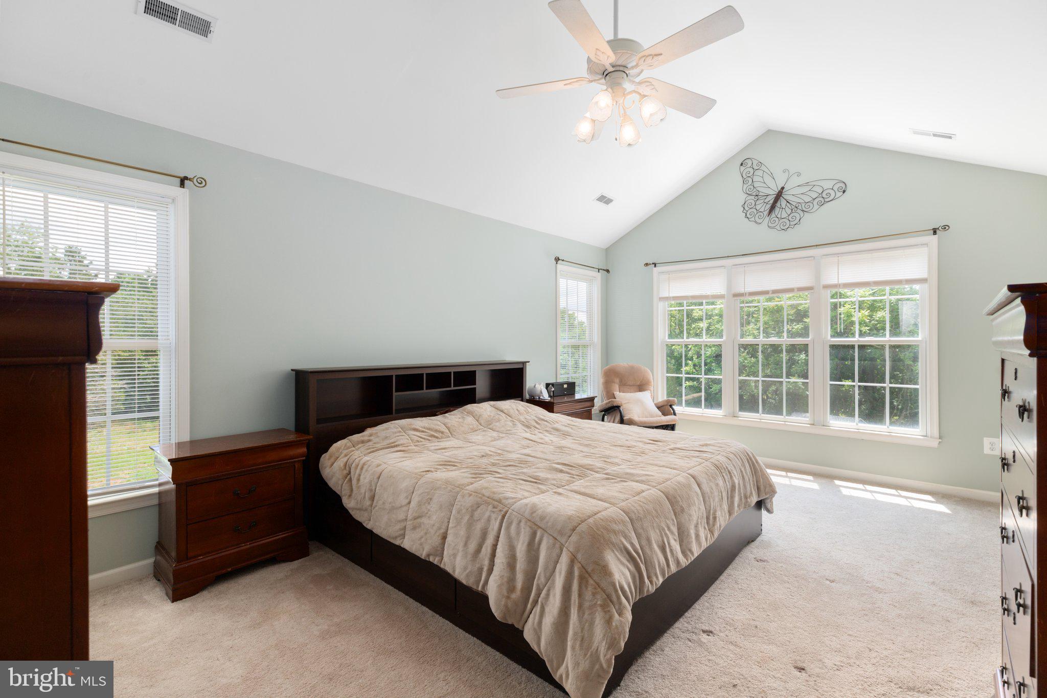 15460 SHADOW DRIVE