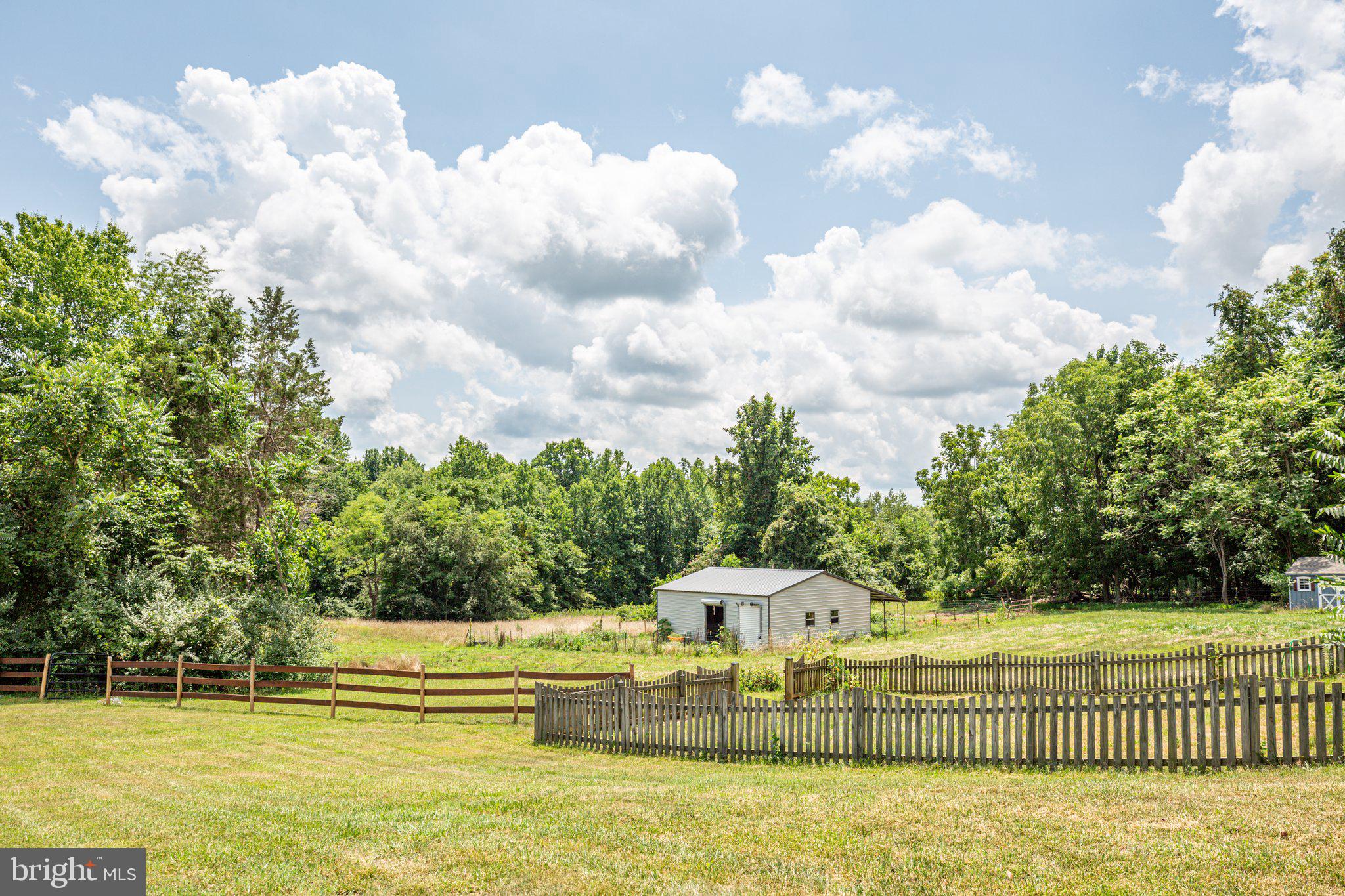 15460 SHADOW DRIVE