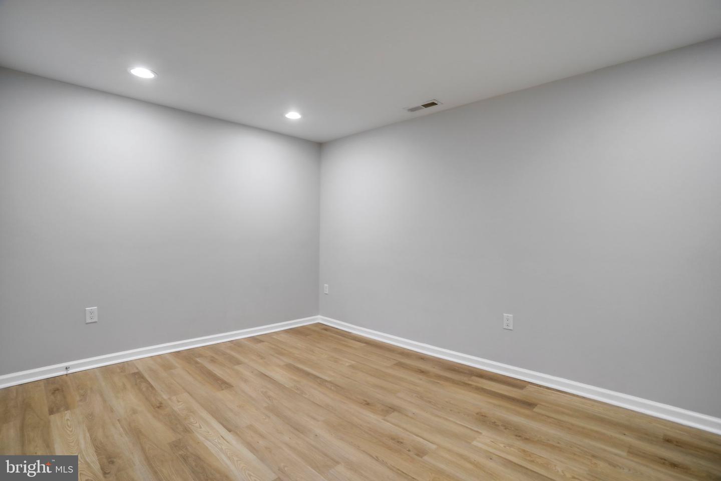 13119 .Beechwood Lane Ln