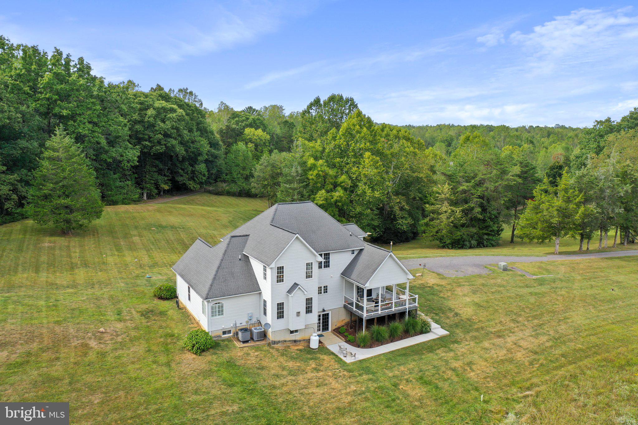 13119 .Beechwood Lane Ln