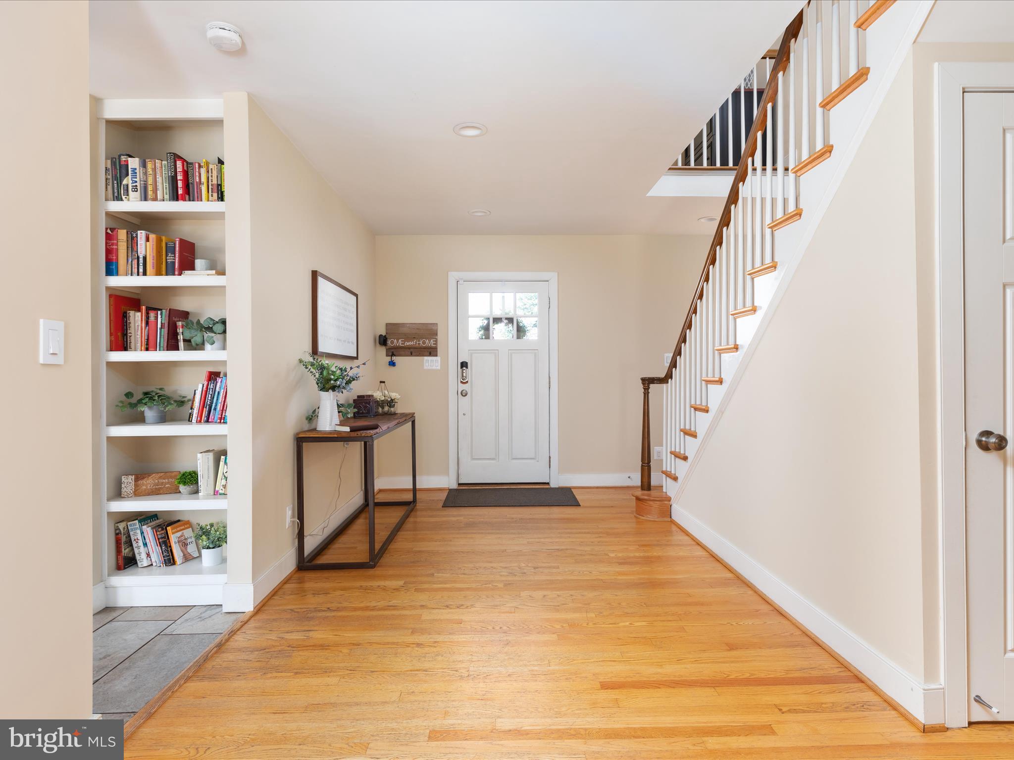 1126 Oaklawn Dr