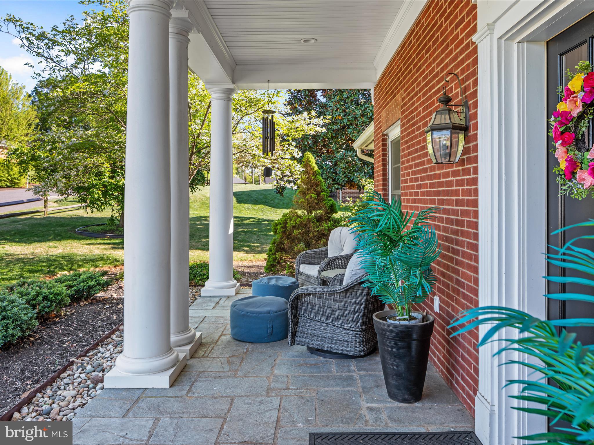 1126 Oaklawn Dr