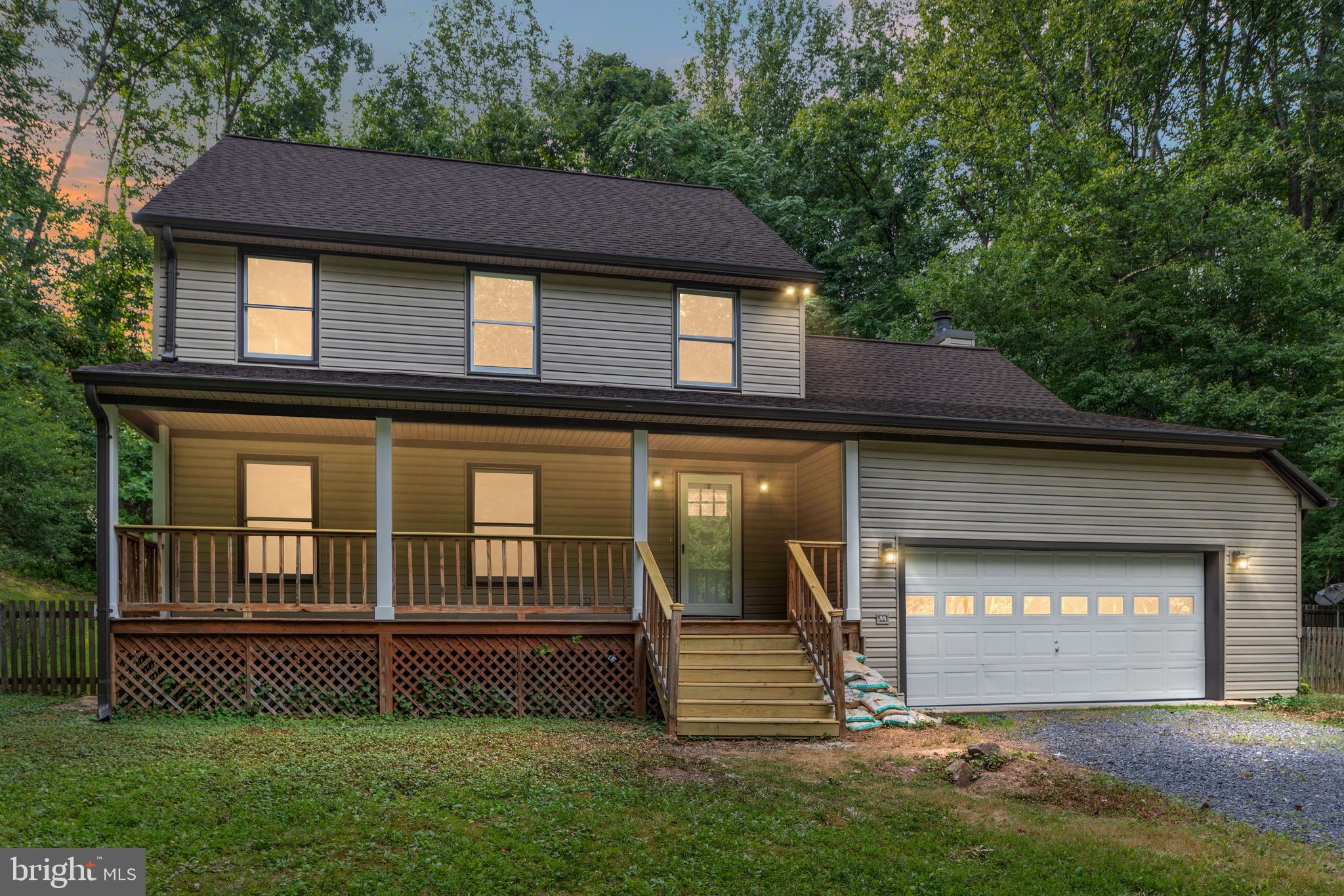 19203 Kings Dr