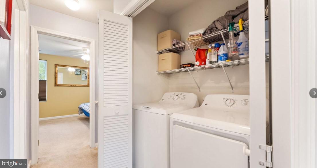 1901 CREPE MYRTLE LN