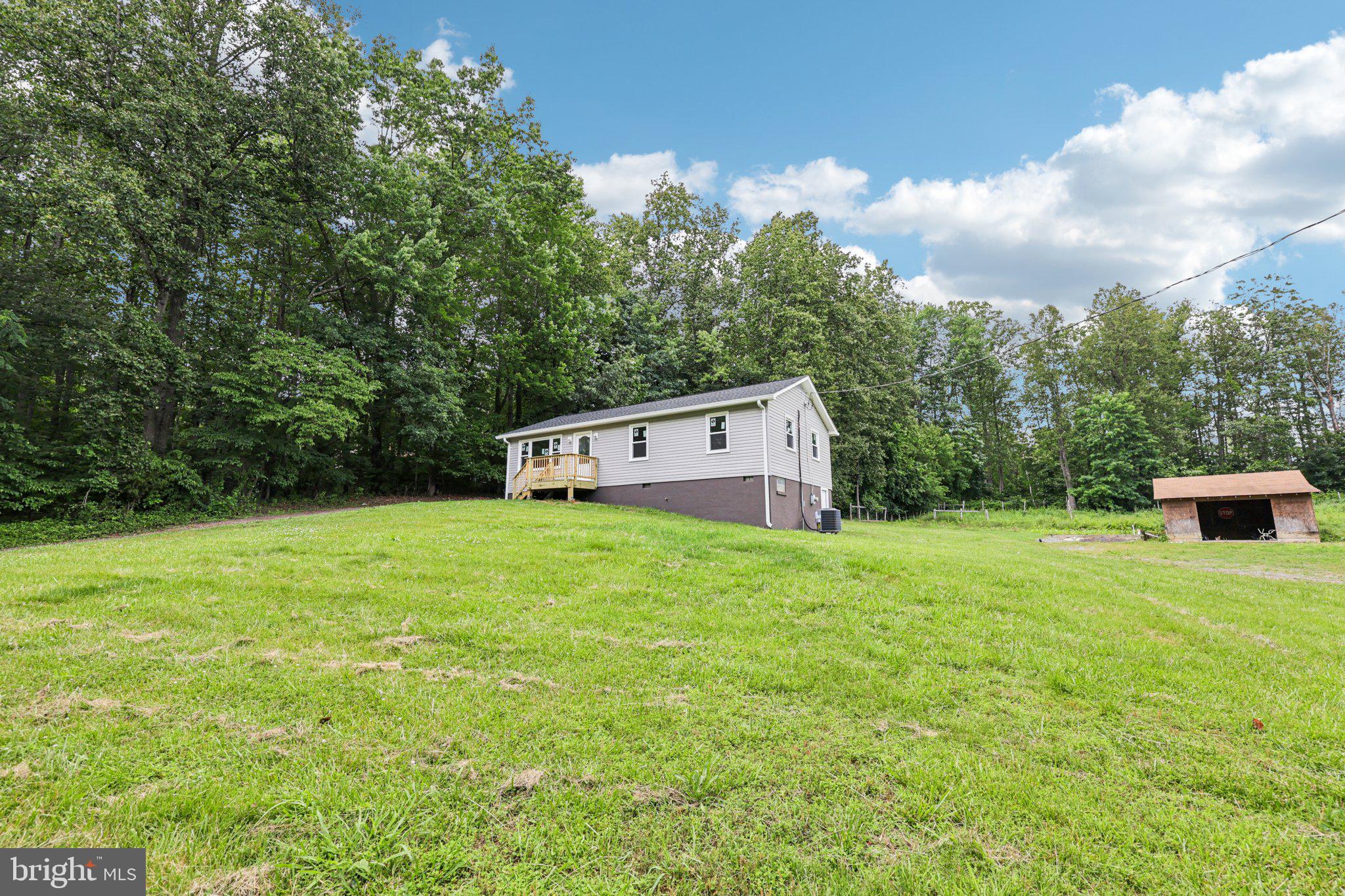 8159 Settle School Rd