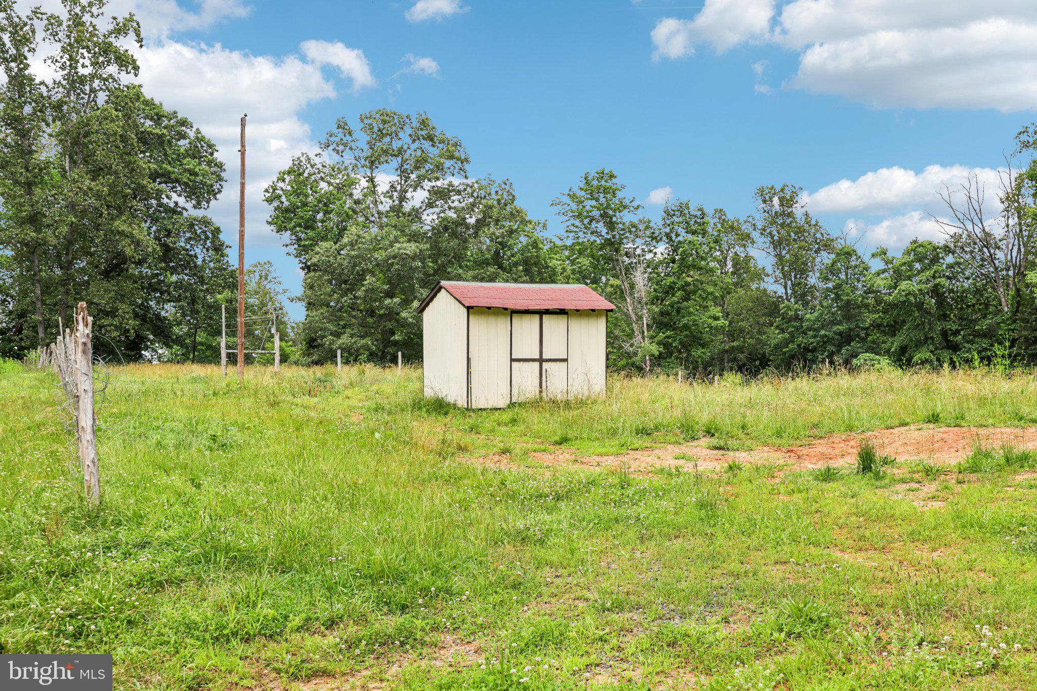 8159 Settle School Rd
