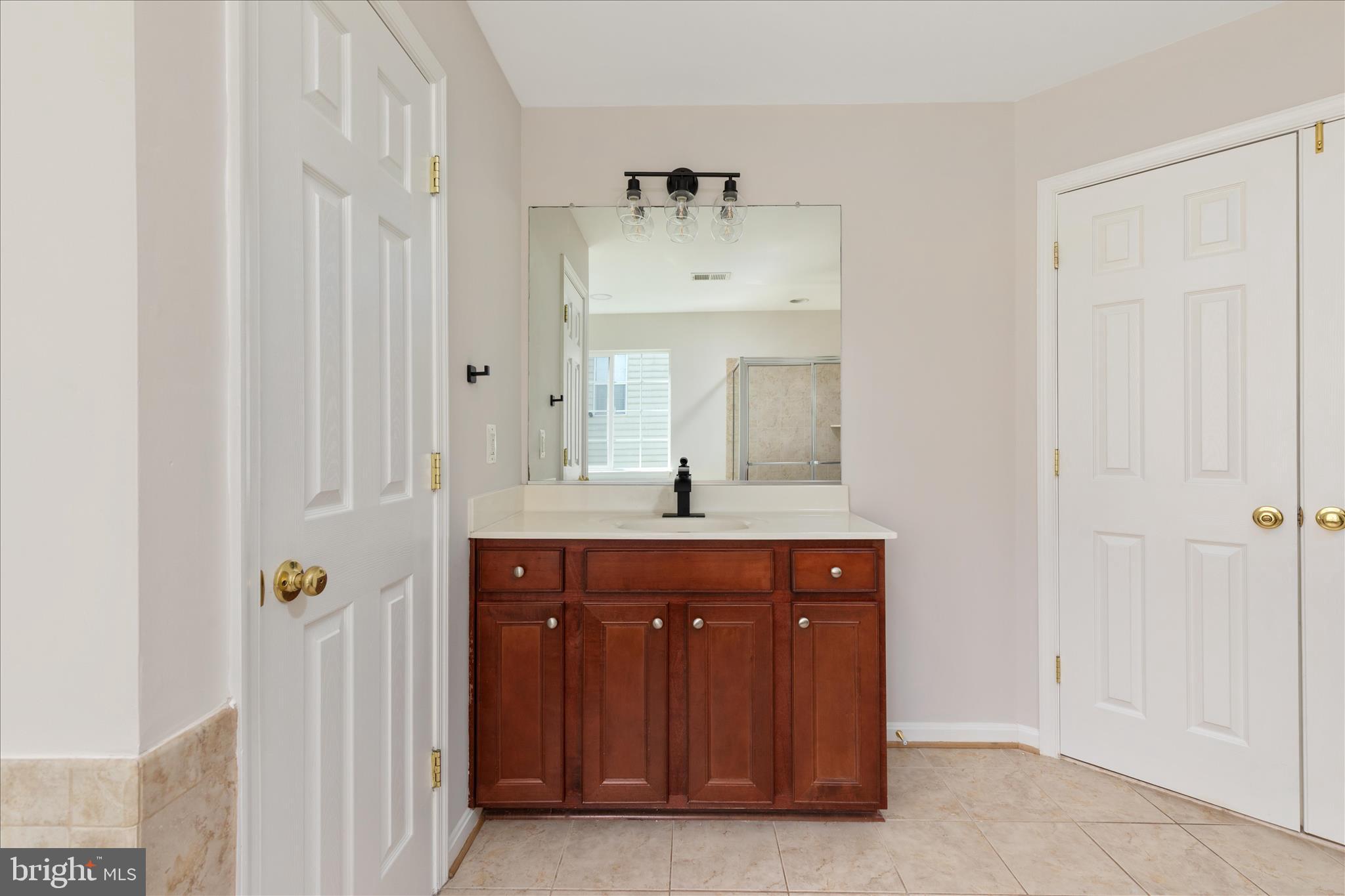 813 KINGSBROOK ROAD