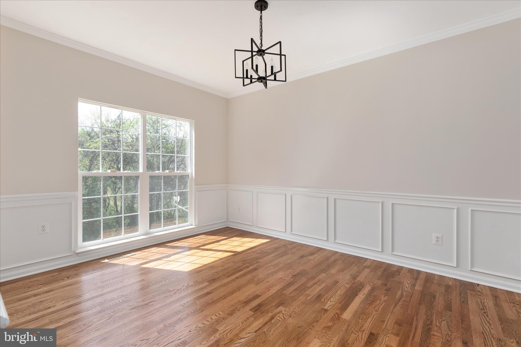 813 KINGSBROOK ROAD