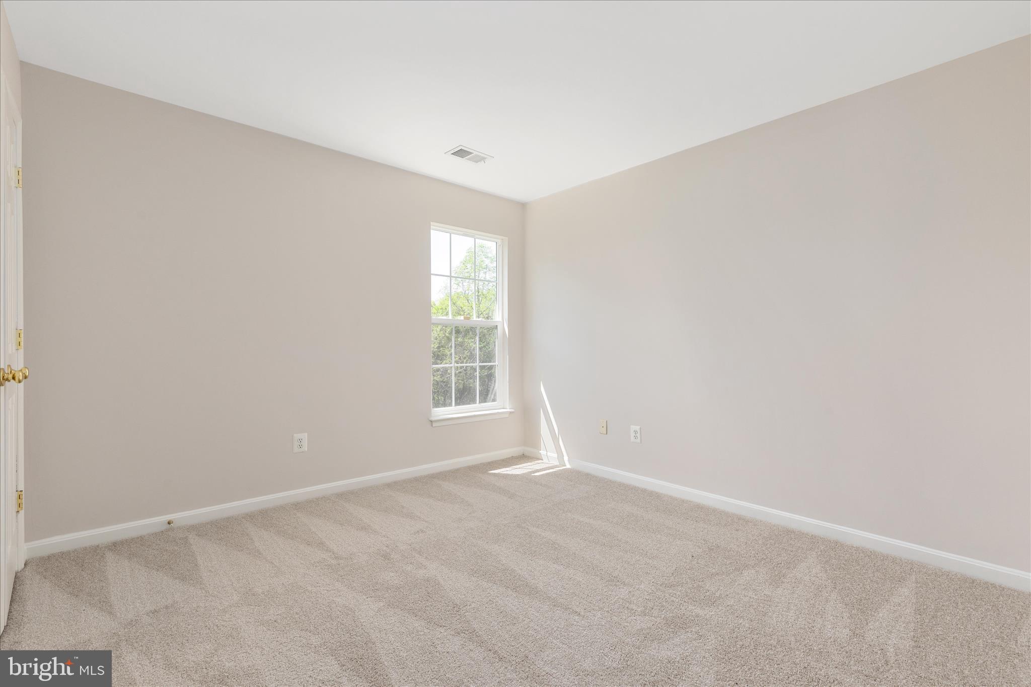 813 KINGSBROOK ROAD