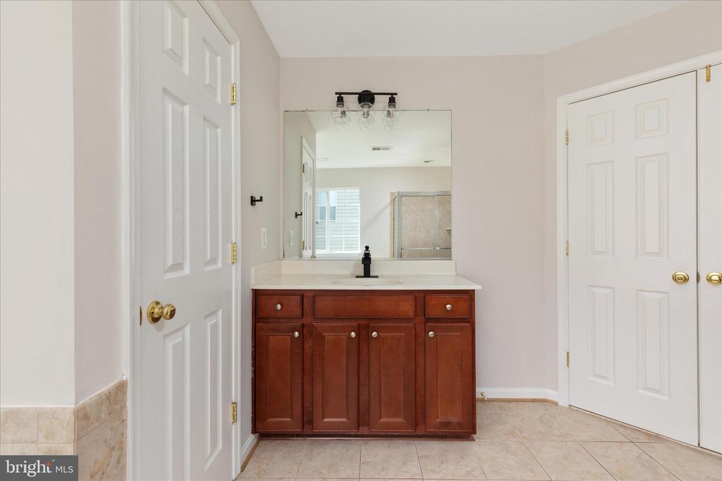 813 KINGSBROOK ROAD