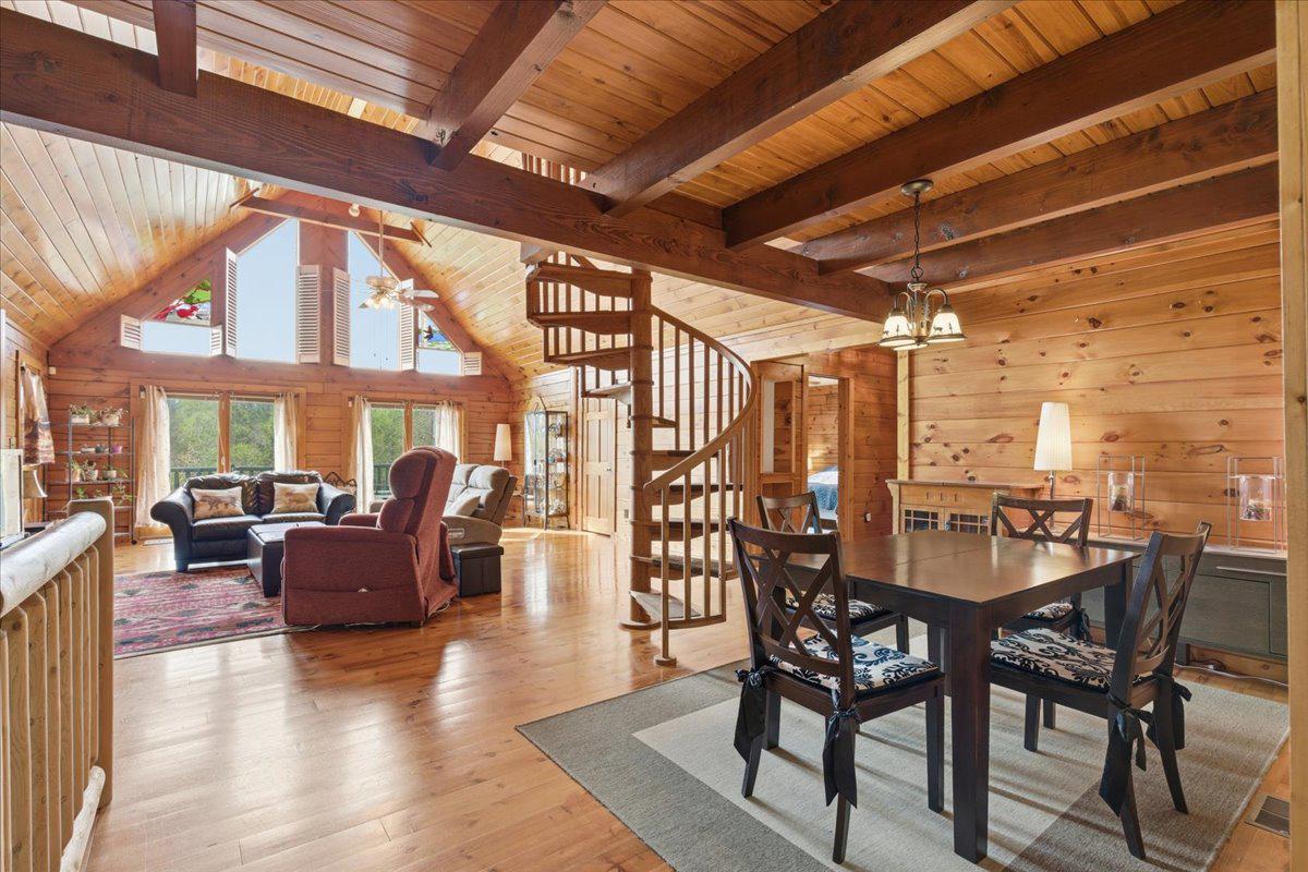 15240 SHEADS MOUNTAIN