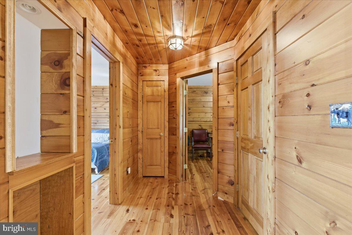 15240 SHEADS MOUNTAIN