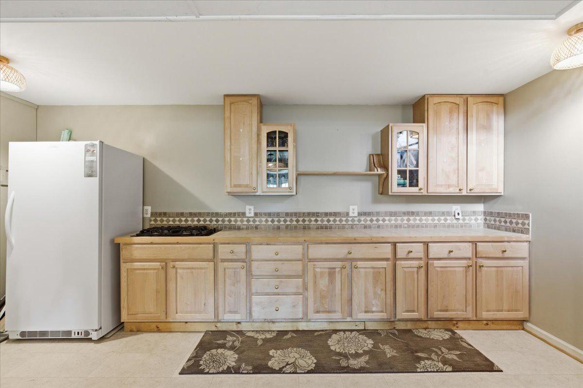 15240 SHEADS MOUNTAIN