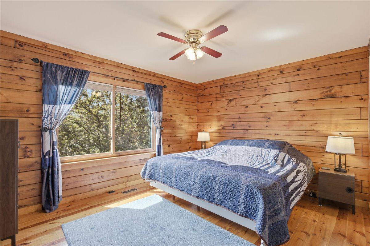 15240 SHEADS MOUNTAIN