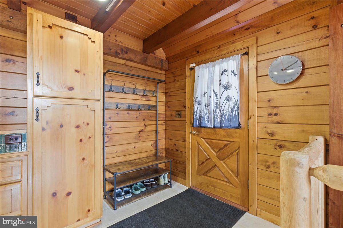 15240 SHEADS MOUNTAIN
