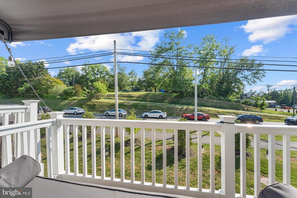 1776 SCENIC LOOP