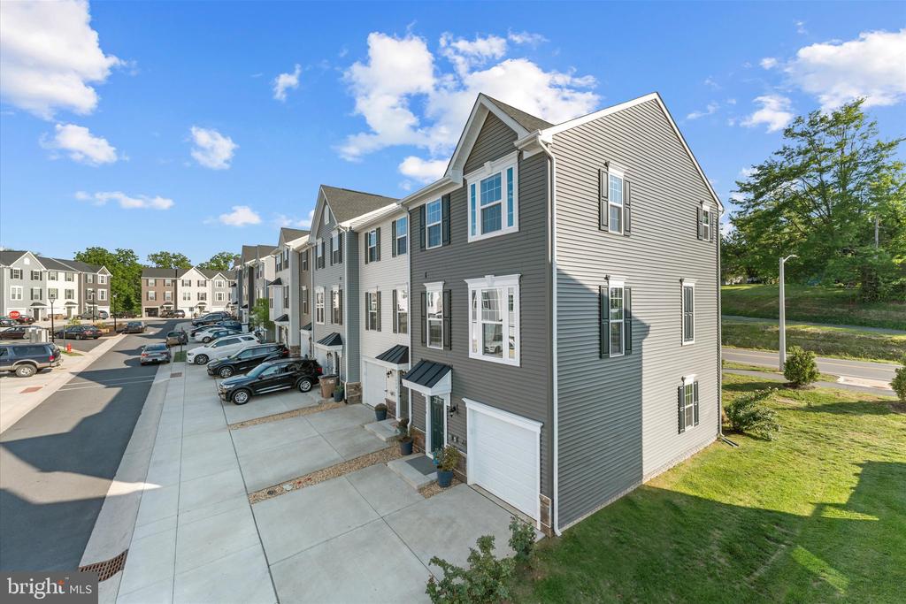 1776 SCENIC LOOP