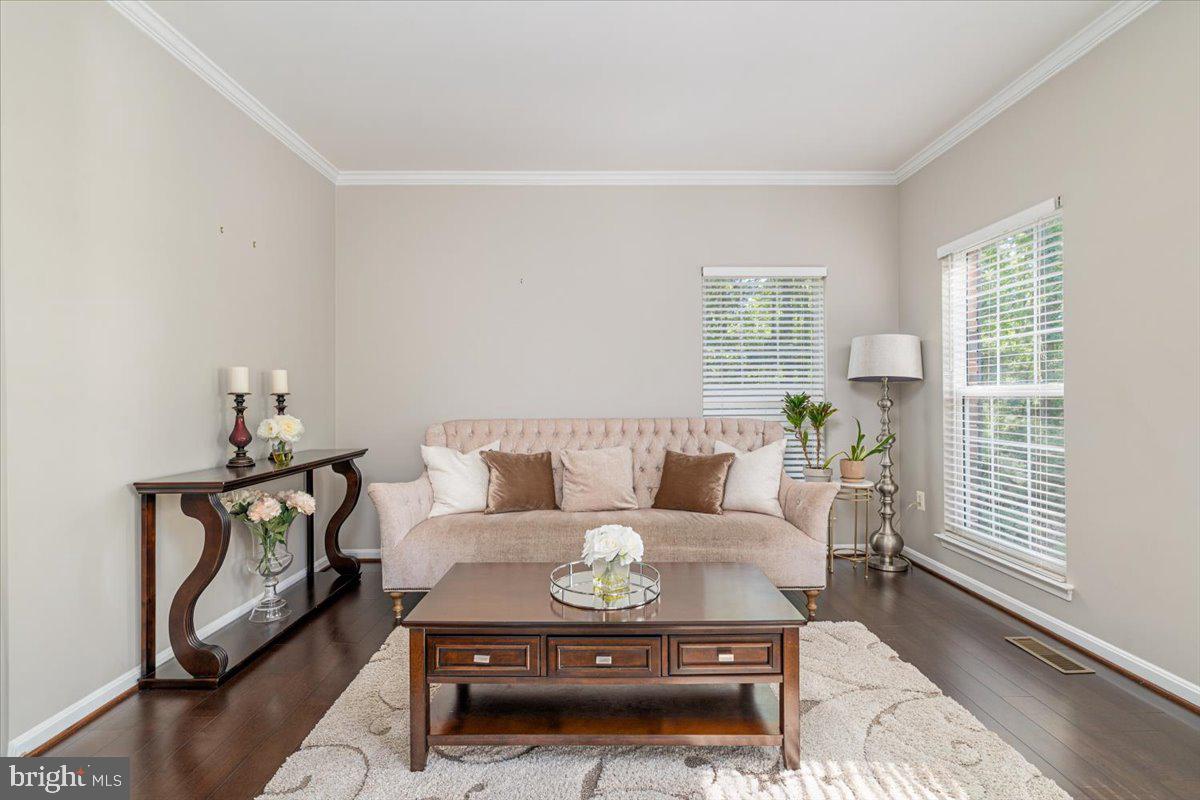 2300 SOMERSET DRIVE