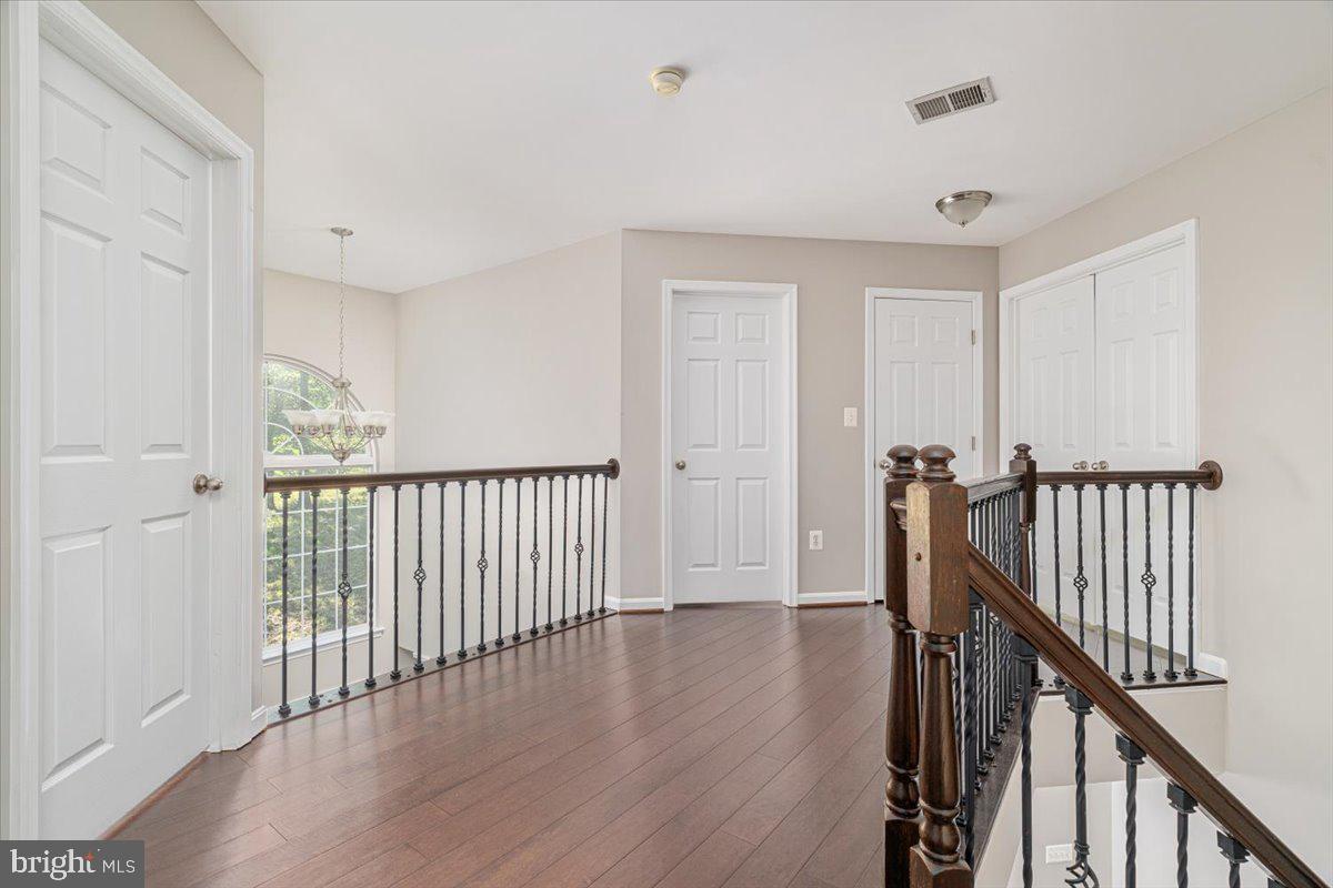 2300 SOMERSET DRIVE
