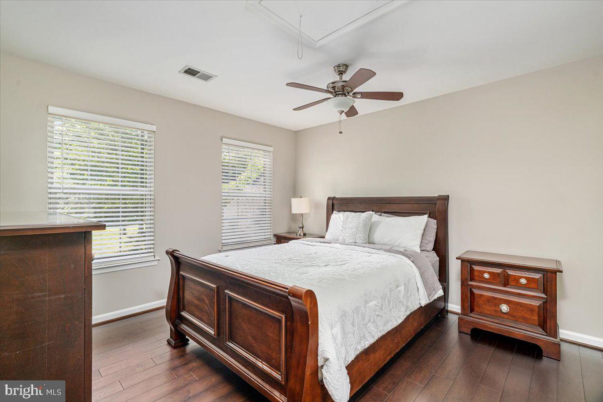 2300 SOMERSET DRIVE