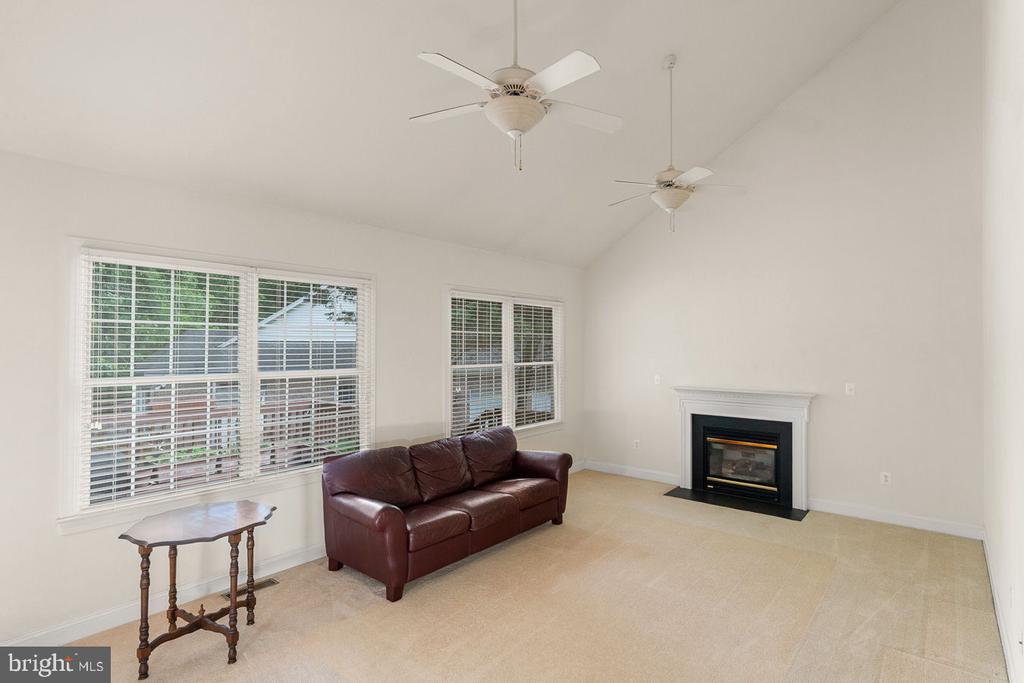 17277 KETTLEBROOK LANDING